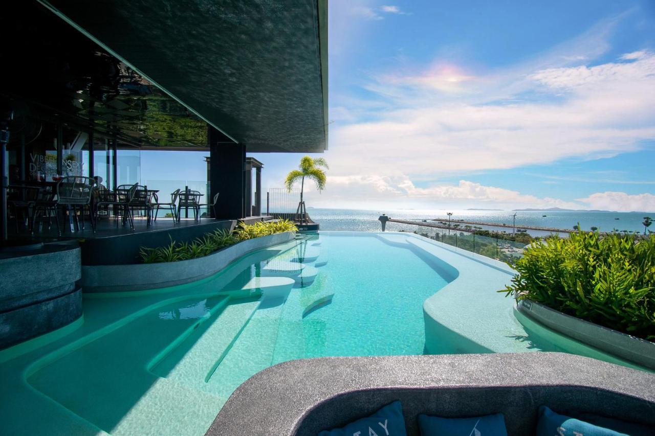 Cross Vibe Pattaya Seaphere Na Chom Thian Exterior foto